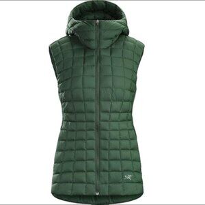 Arc'teryx Narin quilted down vest - Caper green